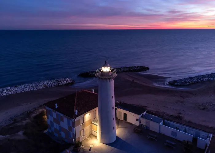 Апартаменти Lovely And Serene Flat Near Pluto